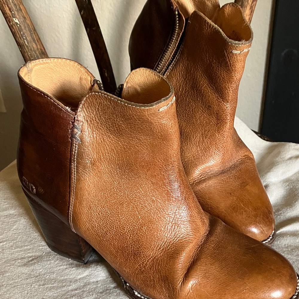 Bed Stu Tan Leather Ankle Booties Size 10